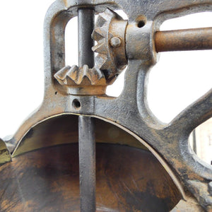 Moulin à café Peugeot Frères en fonte et bois 19e siècle