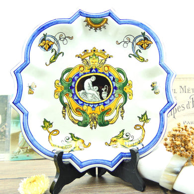 Assiette Gien 1875 de Collection avec 8 bords décor Renaissance