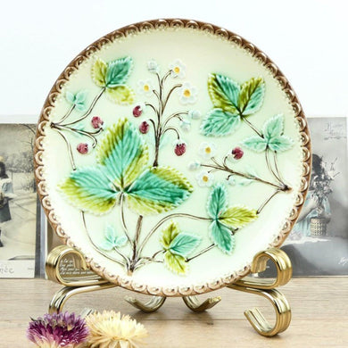 Assiette à dessert ancienne 19e siècle fraises des bois fleurs et fruits décor en relief N2