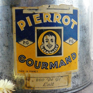 Boite en tôle Pierrot Gourmand Paris année 1950