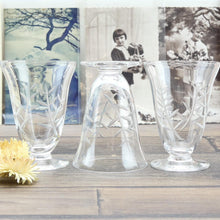 Charger l&#39;image dans la galerie, Service à liqueur cristal Daum Nancy 1950 six verres et carafe