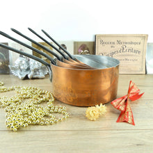 Charger l&#39;image dans la galerie, Set de 5 casseroles françaises en cuivre Tournus