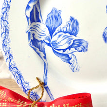 Charger l&#39;image dans la galerie, Assiettes 19e siècle Lunéville Tulipes bleues décor à quatre tulipes