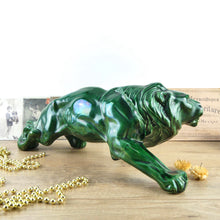 Charger l&#39;image dans la galerie, Statue de lion vert en faïence années 1950
