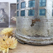 Charger l&#39;image dans la galerie, Ancien siphon de bar verre et métal 19e siècle, grande bouteille siphon bleu armature en métal vintage